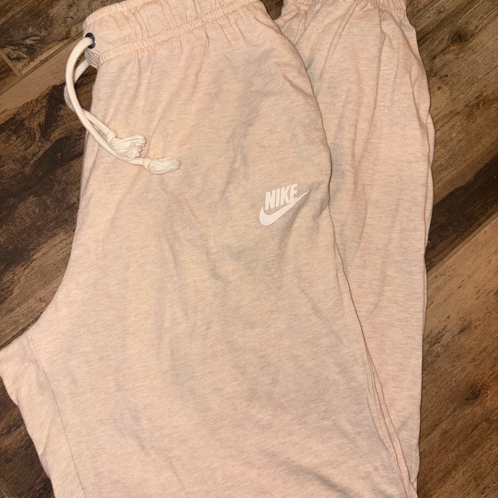 Women’s Nike Jogger Pants